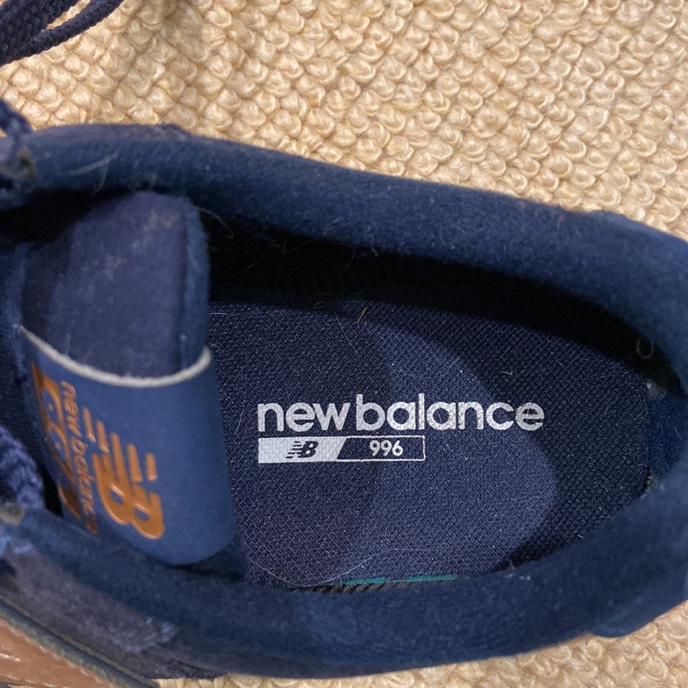Navy New Balence - Picture 3 of 4